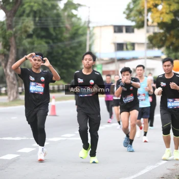 Runner Photo 3554136