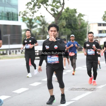 Runner Photo 3554166