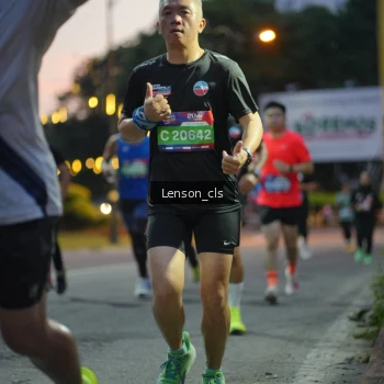 Runner Photo 3554319