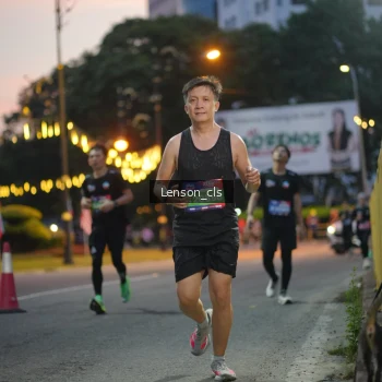 Runner Photo 3554336