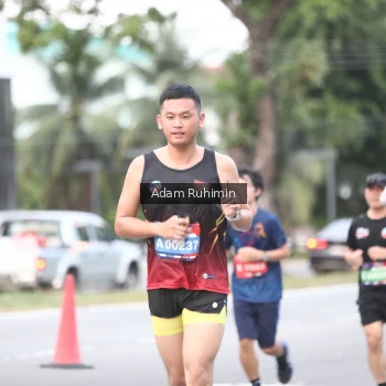 Runner Photo 3554338