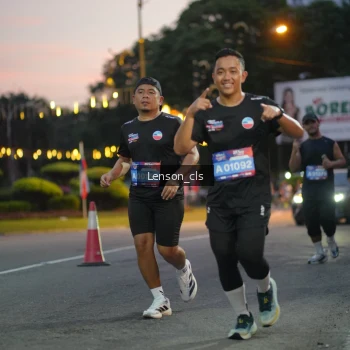 Runner Photo 3554345