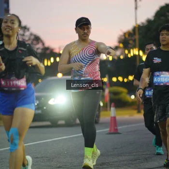 Runner Photo 3554354