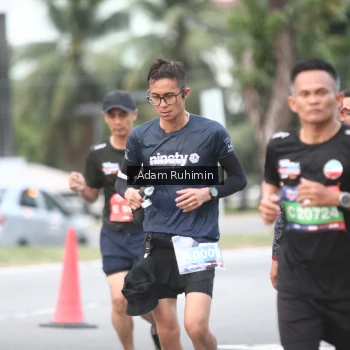 Runner Photo 3554397
