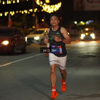 Runner Photo 3554432