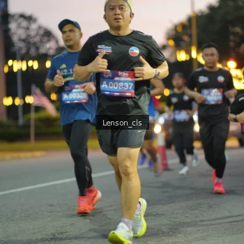 Runner Photo 3554468