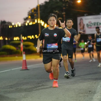 Runner Photo 3554615