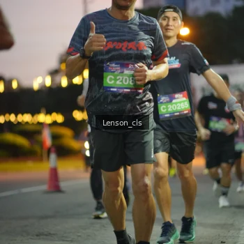 Runner Photo 3554650