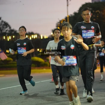 Runner Photo 3554721