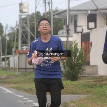 Runner Photo 3554728