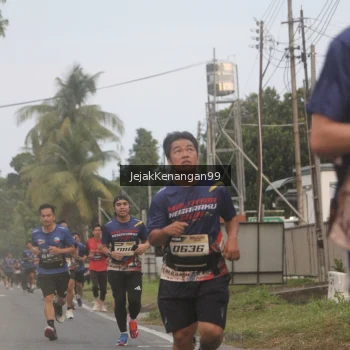 Runner Photo 3554746