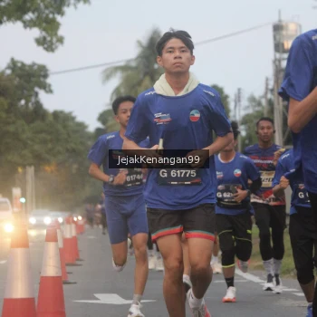 Runner Photo 3554805