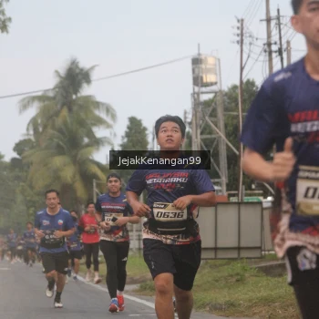 Runner Photo 3554836