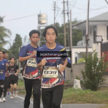 Runner Photo 3554862