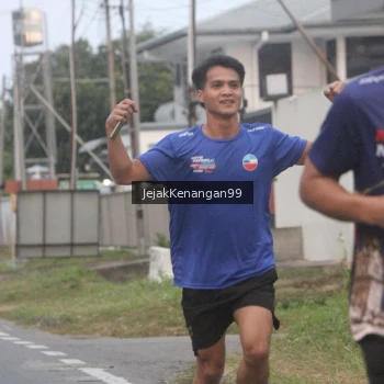 Runner Photo 3554935