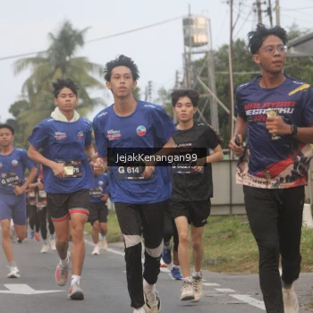 Runner Photo 3554958