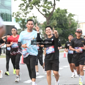 Runner Photo 3554985
