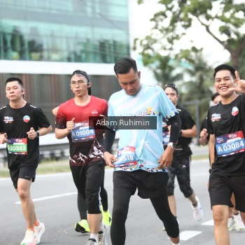 Runner Photo 3555000