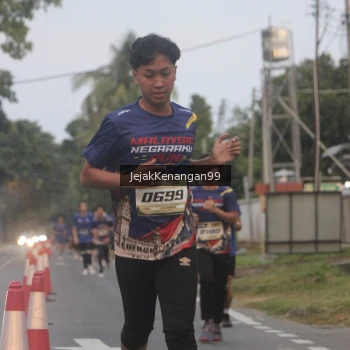 Runner Photo 3555065