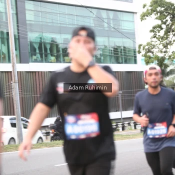 Runner Photo 3555068