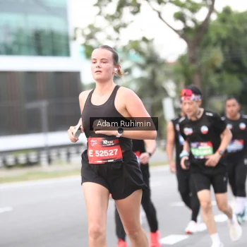 Runner Photo 3555135