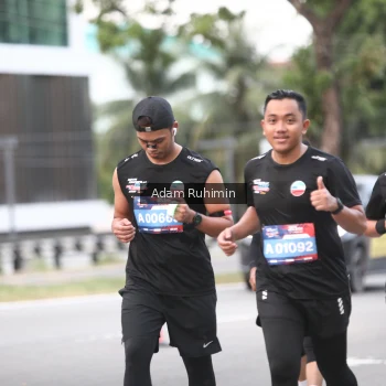 Runner Photo 3555172