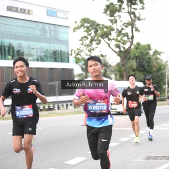 Runner Photo 3555210