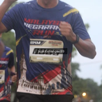 Runner Photo 3555218