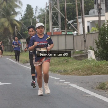 Runner Photo 3555221