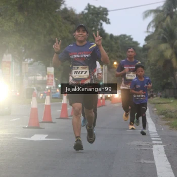Runner Photo 3555249