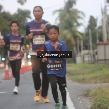 Runner Photo 3555250