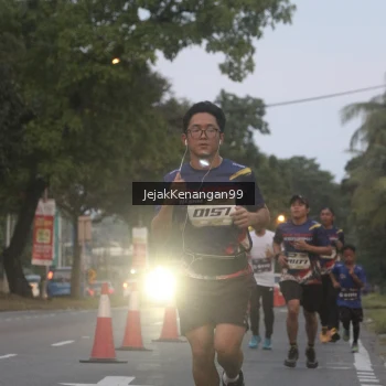 Runner Photo 3555260