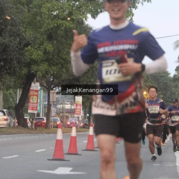Runner Photo 3555267