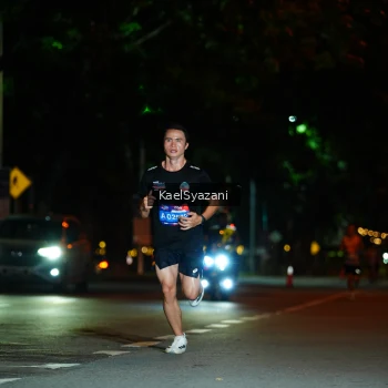 Runner Photo 3555275