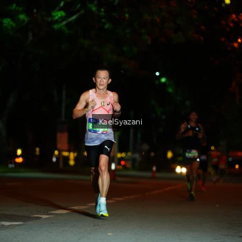 Runner Photo 3555301