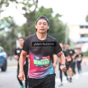 Runner Photo 3555337
