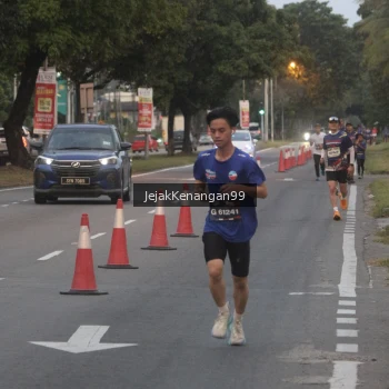 Runner Photo 3555339