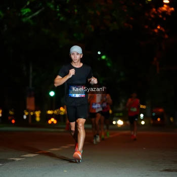 Runner Photo 3555351