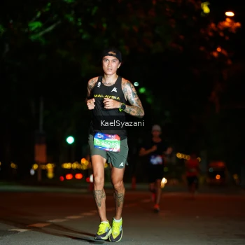 Runner Photo 3555362