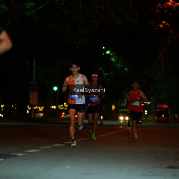 Runner Photo 3555372