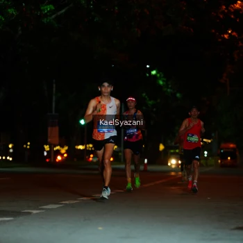 Runner Photo 3555380