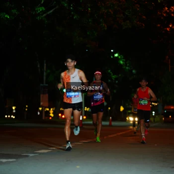Runner Photo 3555386