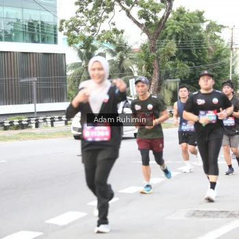 Runner Photo 3555413