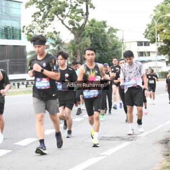 Runner Photo 3555437