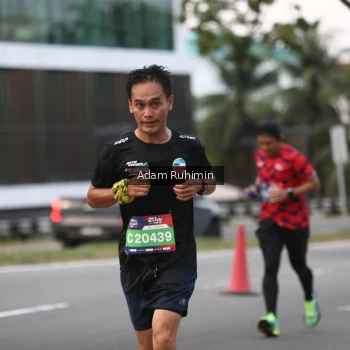 Runner Photo 3555557