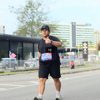Runner Photo 3555575