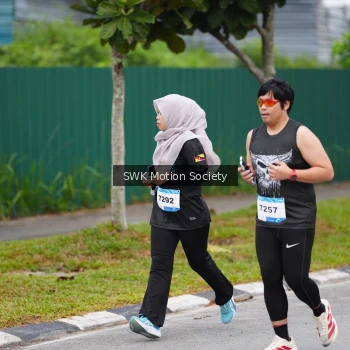 Runner Photo 3555637