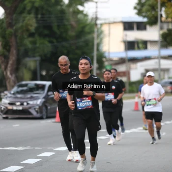 Runner Photo 3555665