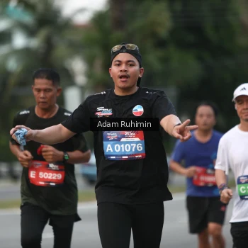 Runner Photo 3555684