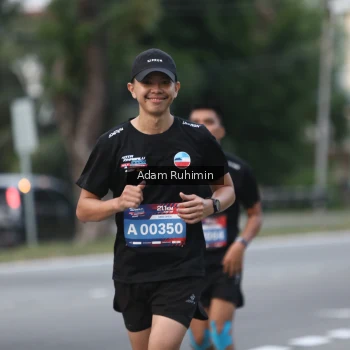 Runner Photo 3555793